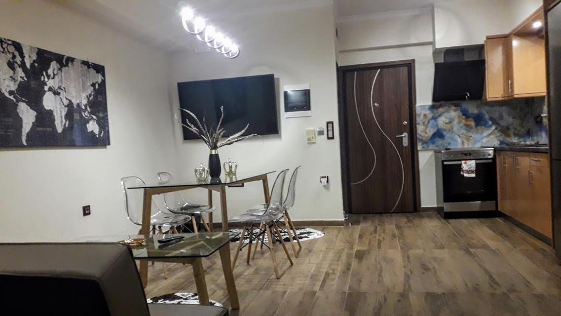 Tony Central Luxury Apartment 2 Chania  ภายนอก รูปภาพ